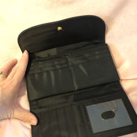 Black Wallet - Picture 3 of 6